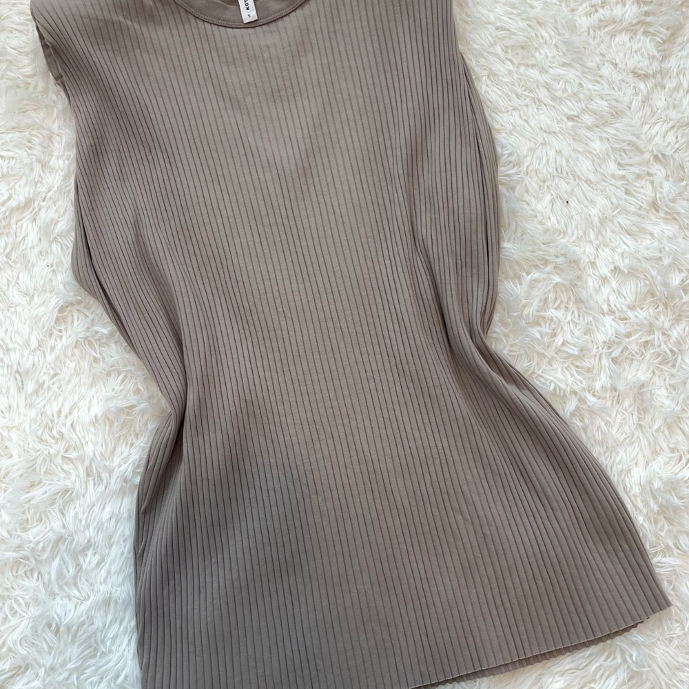 Brown ribbed Kotn tank top - Picture 2 of 5